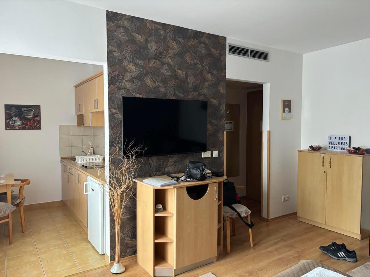 Tip Top Wellness Apartman Залакарос Екстериор снимка