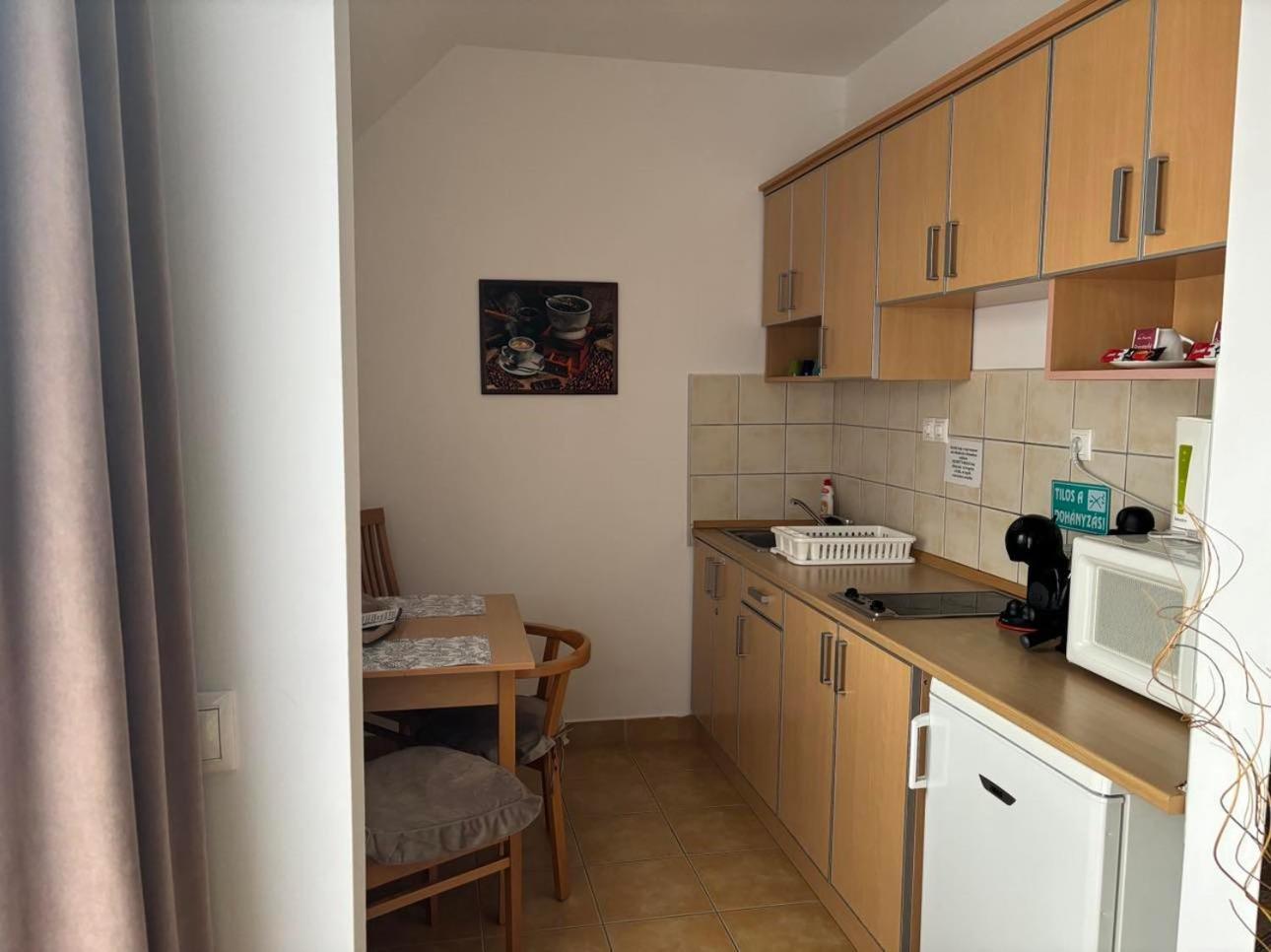 Tip Top Wellness Apartman Залакарос Екстериор снимка